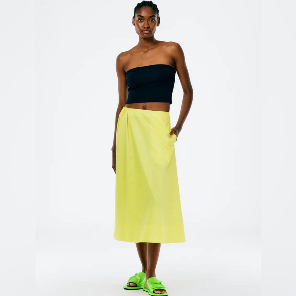 Tibi NWT Italian Sporty Nylon Side Shirred Circle Skirt | Size 4 | Yellow